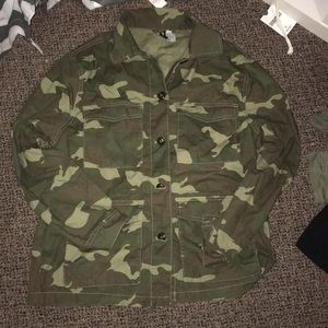 H&M camo jacket new without tags